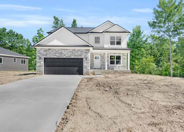 Property at 5240 Farmridge Ln, Grand Blanc, MI 48439, 4 beds, 2.5 baths