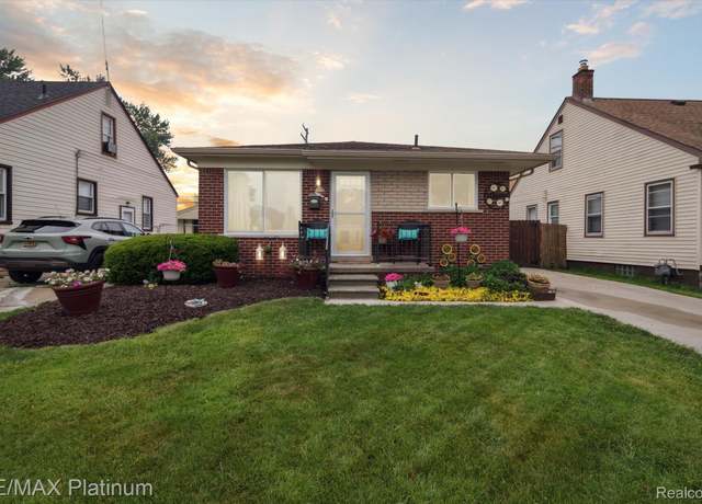 Property at 13471 Longtin St, Southgate, MI 48195, 3 beds, 1.5 baths