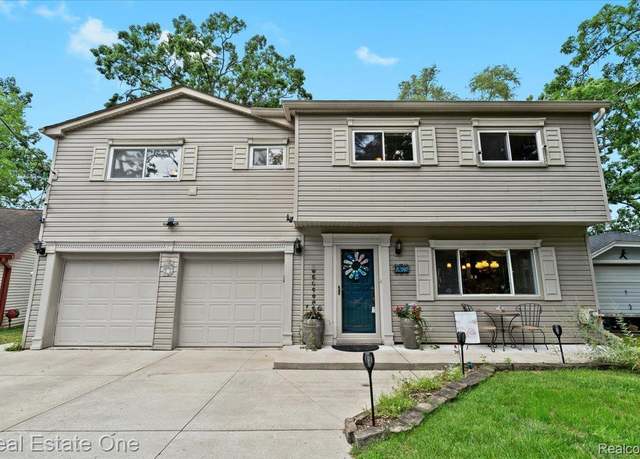Property at 265 Oak Island Dr, Wolverine Lake, MI 48390, 3 beds, 2 baths