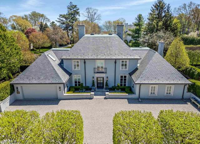 Property at 65 Tonnancour Pl, Grosse Pointe Farms, MI 48236, 4 beds, 4.5 baths