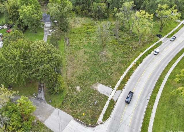 Property at 870 N Lotz Rd, Canton, MI 48187, 1 bath