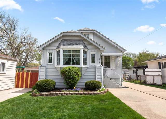 Property at 5625 Harding St, Dearborn Heights, MI 48125, 2 beds, 1 bath
