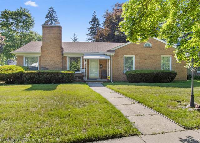 Property at 21415 Lathrup St, Southfield, MI 48075, 3 beds, 1.5 baths