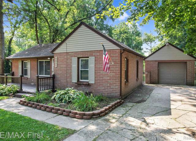 Property at 6451 Barker Dr, Waterford Charter Township, MI 48329, 3 beds, 1 bath