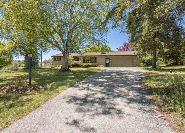 Property at 906 Michigan Ave, Frankfort, MI 49635, 4 beds, 2 baths
