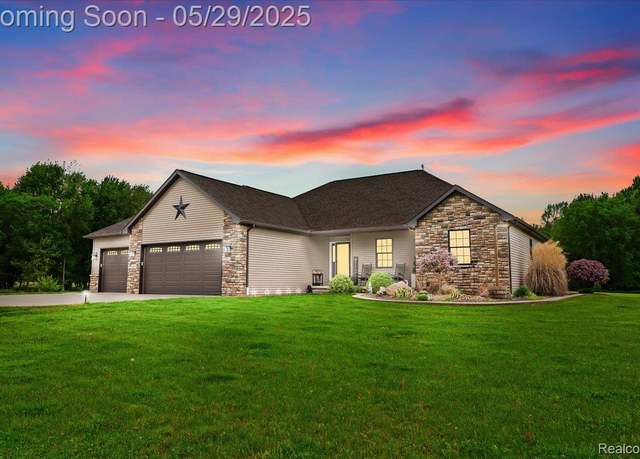 Property at 6035 Beard Rd, Byron, MI 48418, 3 beds, 2.5 baths
