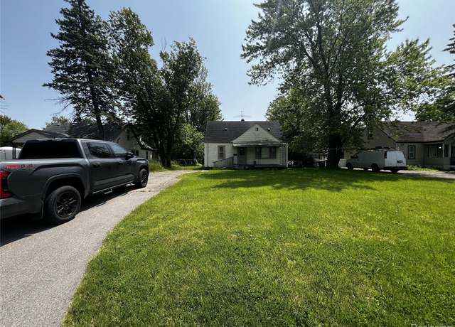 Property at 31707 Ecorse Rd, Romulus, MI 48174, 3 beds, 1 bath
