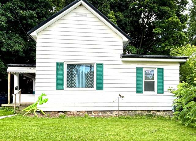 Property at 104 Park Ave, Yale, MI 48097, 2 beds, 1 bath