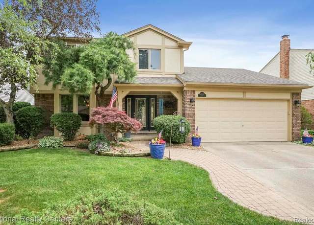 Property at 42438 Cannon Dr, Sterling Heights, MI 48313, 3 beds, 3 baths