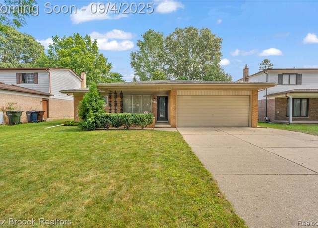 Property at 35656 Saxony Dr, Sterling Heights, MI 48310, 3 beds, 2 baths