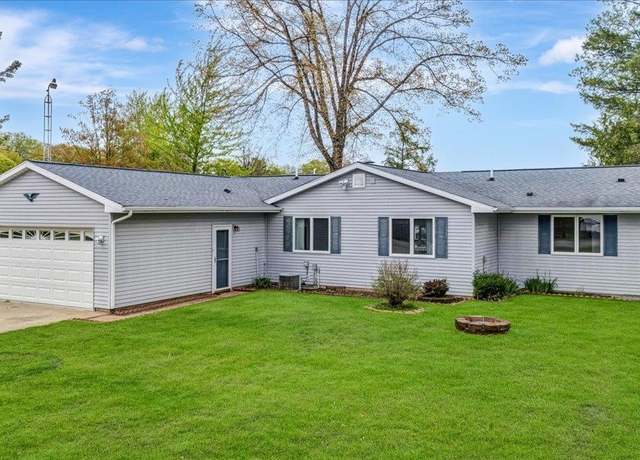 Property at 4458 Lakeview Dr, Hale, MI 48739, 3 beds, 3 baths