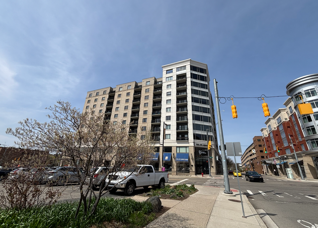 Property at 111 N Ashley St #703, Ann Arbor, MI 48104, 1 bed, 1.5 baths