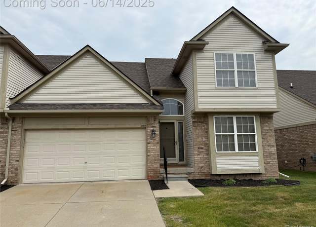 Property at 3871 Elvera Ln, Warren, MI 48092, 3 beds, 3 baths