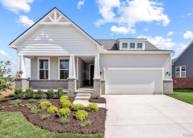 Property at 1642 Moss Dr, Milford Charter Township, MI 48381, 2 beds, 2 baths