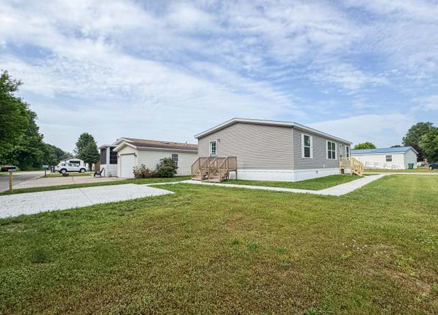 Property at 1241 Manistee River Rd #34, Three Rivers, MI 49093, 3 beds, 2 baths