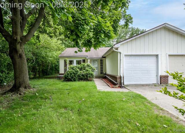 Property at 6733 Ardsley Dr, Canton, MI 48187, 3 beds, 1 bath