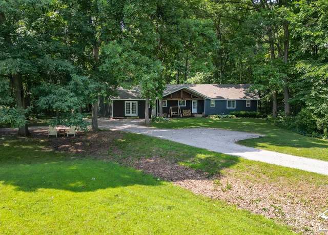 Property at 621 Baldwin Rd, Monroe, MI 48162, 4 beds, 2 baths