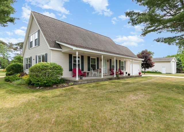 Property at 200 Harbor St, Oscoda, MI 48750, 4 beds, 2.5 baths