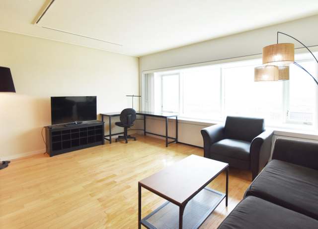 Property at 555 E William St Unit 23A, Ann Arbor, MI 48104, 1 bed, 1 bath