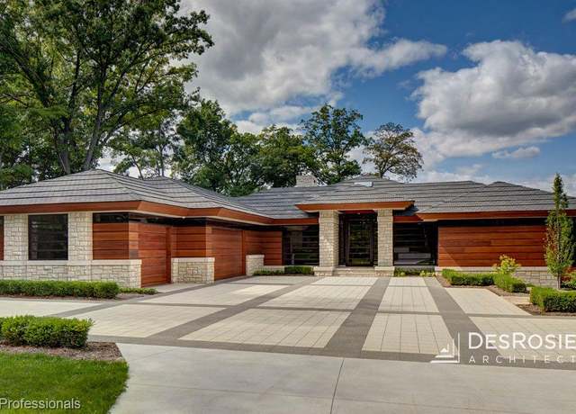 Property at 10173 Carmer Rd, Fenton, MI 48430, 4 beds, 4.5 baths
