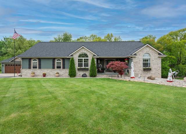 Property at 2363 Sundance Rdg, Howell, MI 48843, 5 beds, 3.5 baths