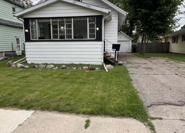 Property at 937 S Holmes St, Lansing, MI 48912, 2 beds, 1 bath