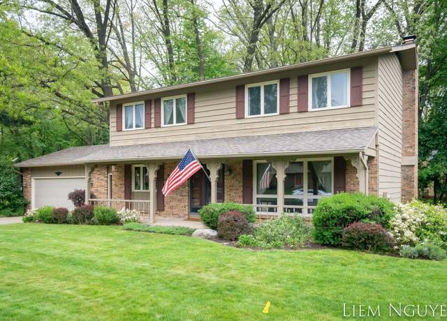 Property at 6501 Woodbrook Dr SE, Grand Rapids, MI 49546, 4 beds, 2.5 baths