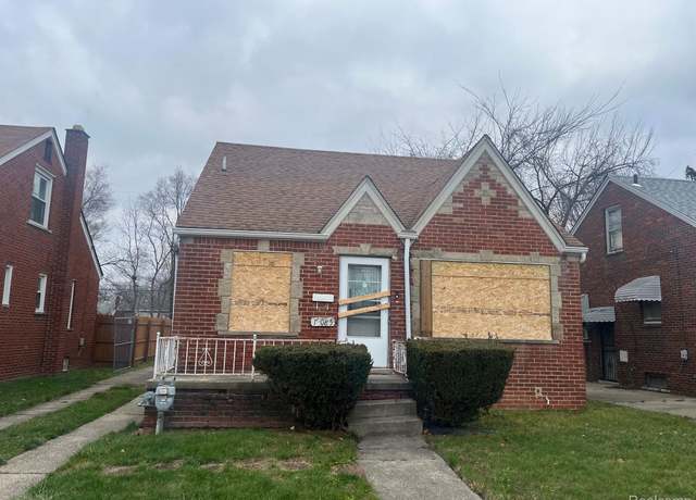 Property at 11085 Kenmoor St, Detroit, MI 48205, 3 beds, 1 bath