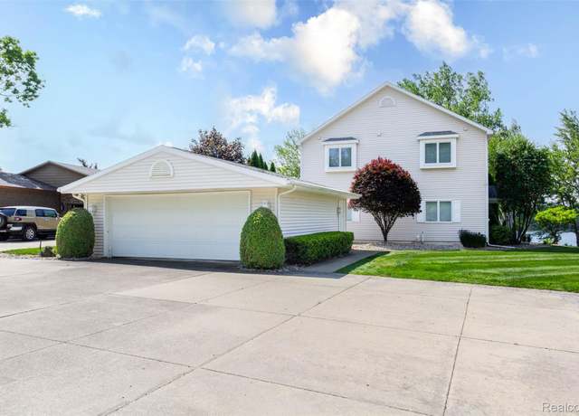 Property at 6081 Byram Lake Dr, Linden, MI 48451, 5 beds, 3.5 baths