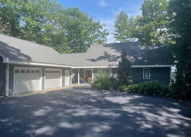 Property at 4600 N Omena Point Rd, Omena, MI 49674, 3 beds, 3 baths