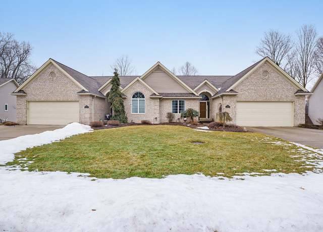 Property at 2040 Crystal Wood Trl, Flushing, MI 48433, 3 beds, 3 baths