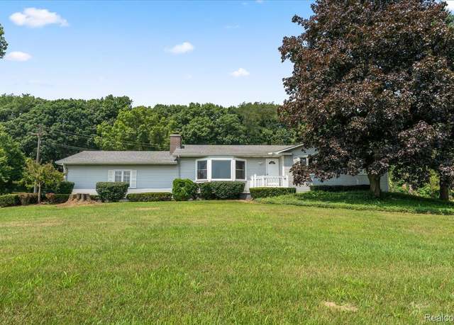 Property at 14600 Darling Rd, Milan, MI 48160, 3 beds, 2 baths