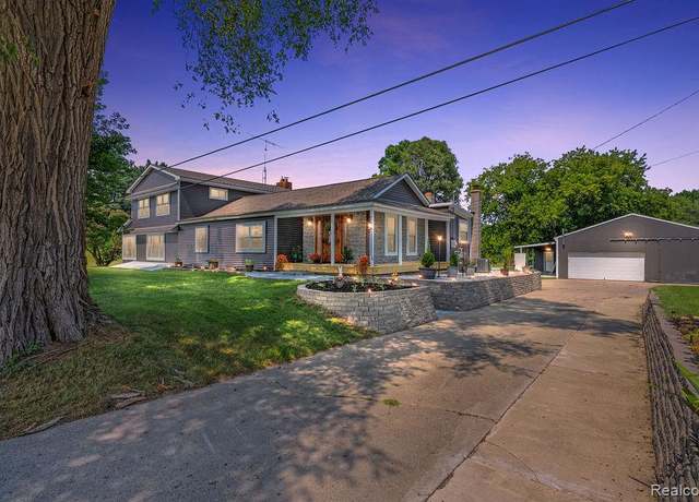 Property at 772 Angle Rd, Lapeer, MI 48446, 3 beds, 2.5 baths