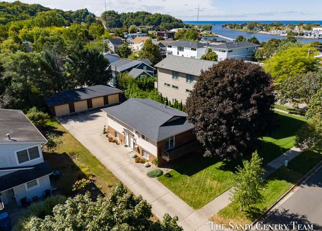 Property at 108 Lafayette Ave #110, Grand Haven, MI 49417, 4 beds