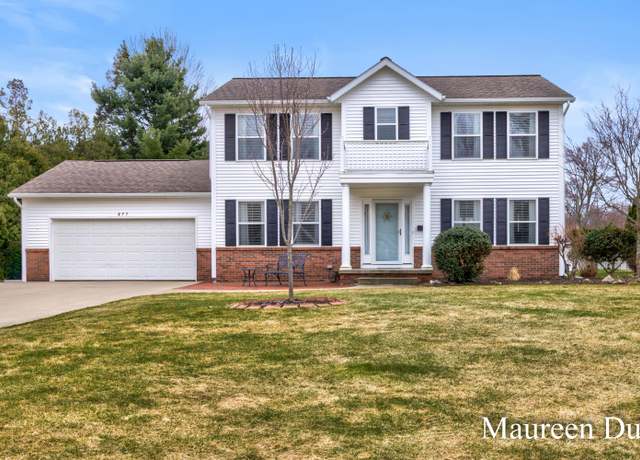 Property at 277 Caravan Dr, Norton Shores, MI 49441, 4 beds, 2.5 baths