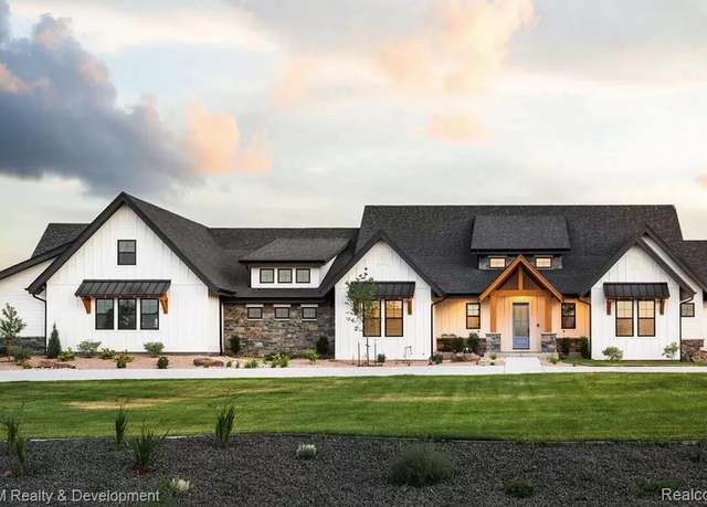 Property at 64160 W 8 Mile Rd, South Lyon, MI 48178, 4 beds, 3.5 baths