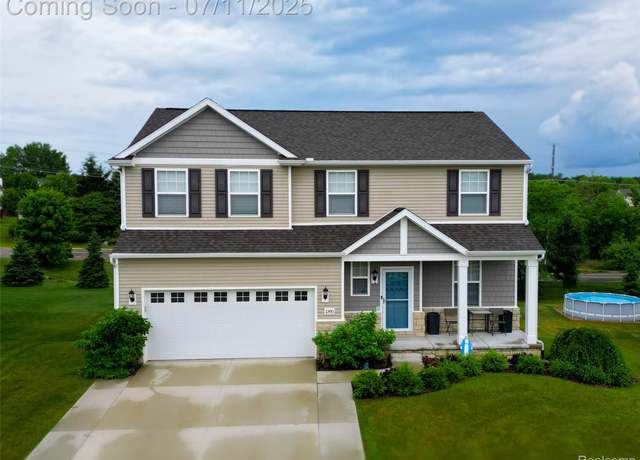 Property at 1395 Bluff Dr, Howell, MI 48843, 3 beds, 3.5 baths