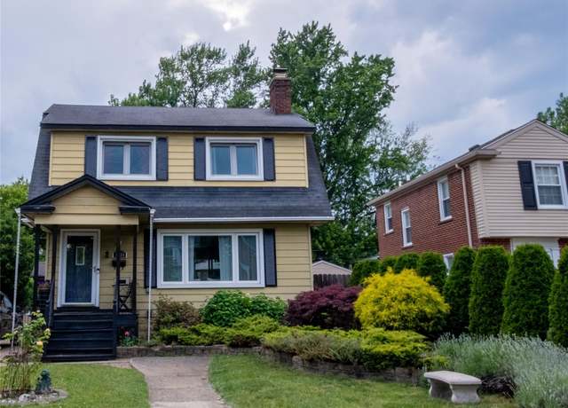 Property at 1036 Irving Ave, Royal Oak, MI 48067, 3 beds, 1.5 baths