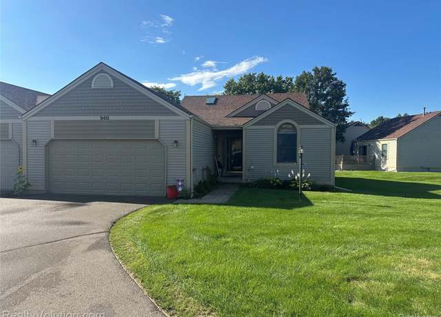 Property at 9413 Blue Spruce Ct, Richfield Township, MI 48423, 2 beds, 2 baths