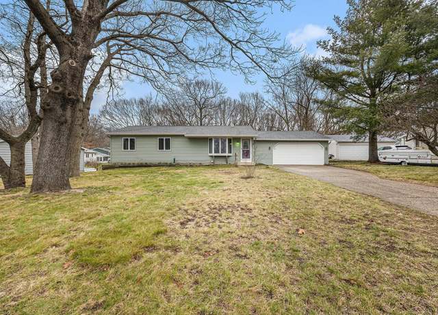 Property at 10939 Spicewood Dr SE, Lowell, MI 49331, 3 beds, 1.5 baths