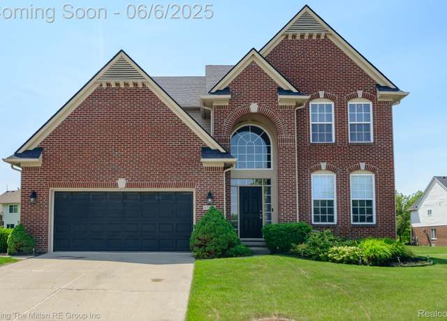 Property at 43825 S Timberview Dr, Van Buren, MI 48111, 4 beds, 3.5 baths