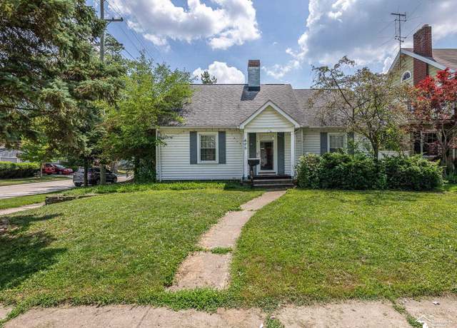 Property at 476 Borgess Ave, Monroe, MI 48162, 4 beds, 3 baths