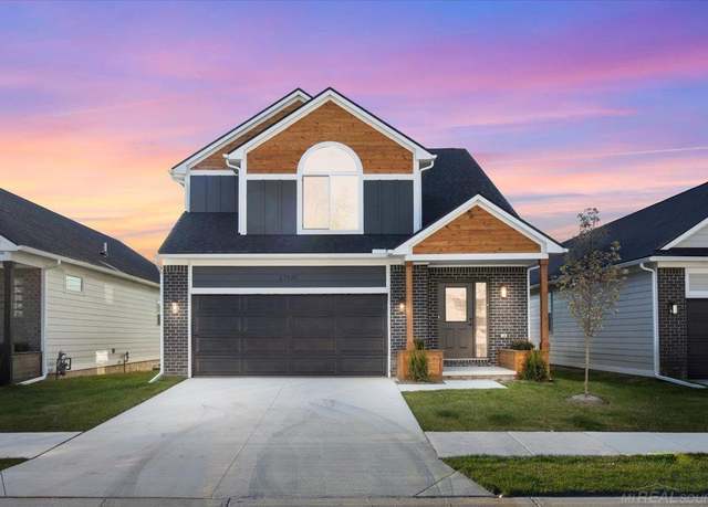 Property at 27633 Maryjane Lane Ln E, Chesterfield, MI 48047, 3 beds, 2.5 baths