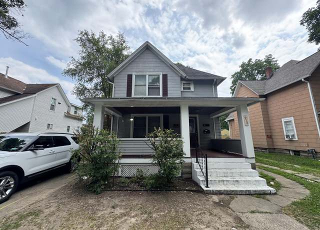 Property at 918 Clinton Ave, Kalamazoo, MI 49001, 4 beds, 2 baths