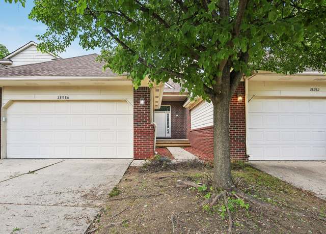 Property at 28986 Christopher Ln, Southfield, MI 48034, 2 beds, 2.5 baths