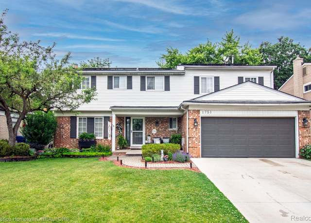 Property at 1751 Ranier Blvd, Canton, MI 48187, 4 beds, 3.5 baths