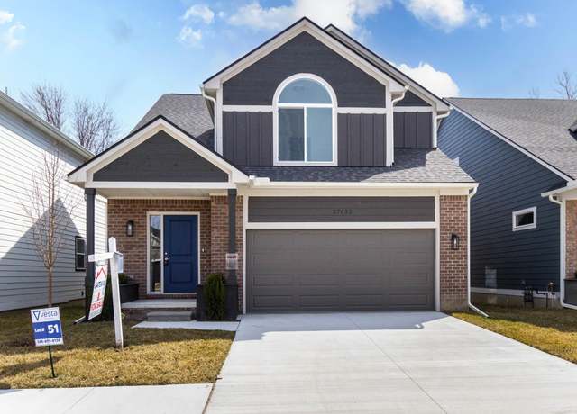 Property at 27632 Maryjane Lane Ln E, Chesterfield, MI 48047, 3 beds, 2.5 baths