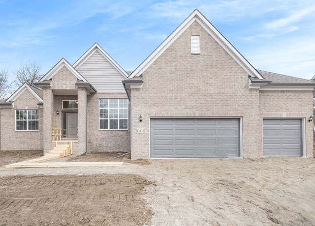 Property at 26530 Celtic Dr, Flat Rock, MI 48134, 3 beds, 2.5 baths