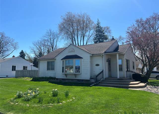 Property at 33573 Pardo St, Garden City, MI 48135, 3 beds, 1 bath