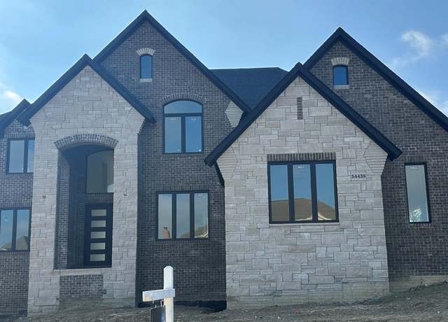 Property at 54438 Carrington Dr, Shelby Township, MI 48316, 4 beds, 3.5 baths